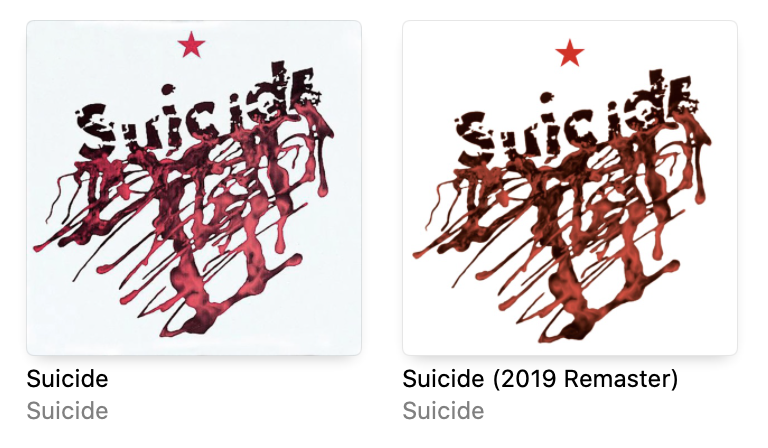 Скриншот из Айтюнс, где альбом Suicide коллектива Suicide зачем-то разделился на два.